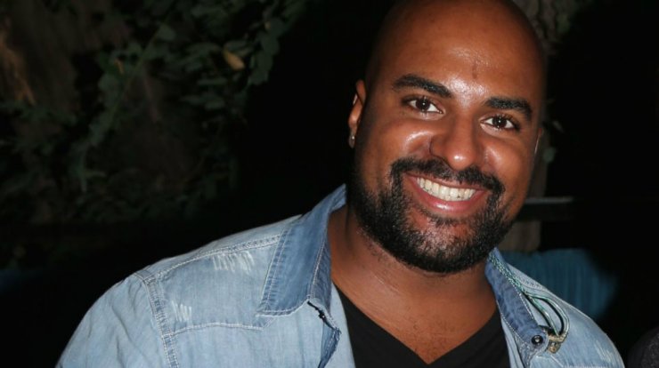 Ησαΐας Ματιάμπα: Μοιράστηκε ένα σπάνιο φωτογραφικό ντοκουμέντο με την Κύπρια σύζυγό του και το γιο τους