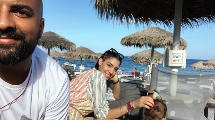 Ησαΐας Ματιάμπα: Αποκαλύπτει ποια ήταν η αιτία για να γνωρίσει την Κύπρια σύζυγό του [βίντεο]