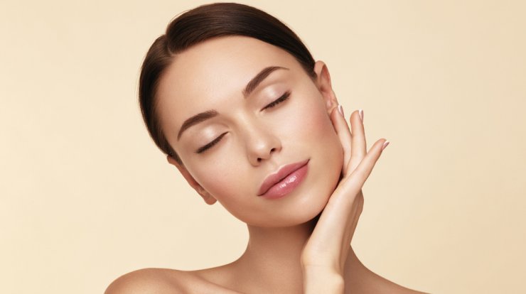 Γίνε η ωραιότερη εκδοχή σου με fillers JUVÉDERM®