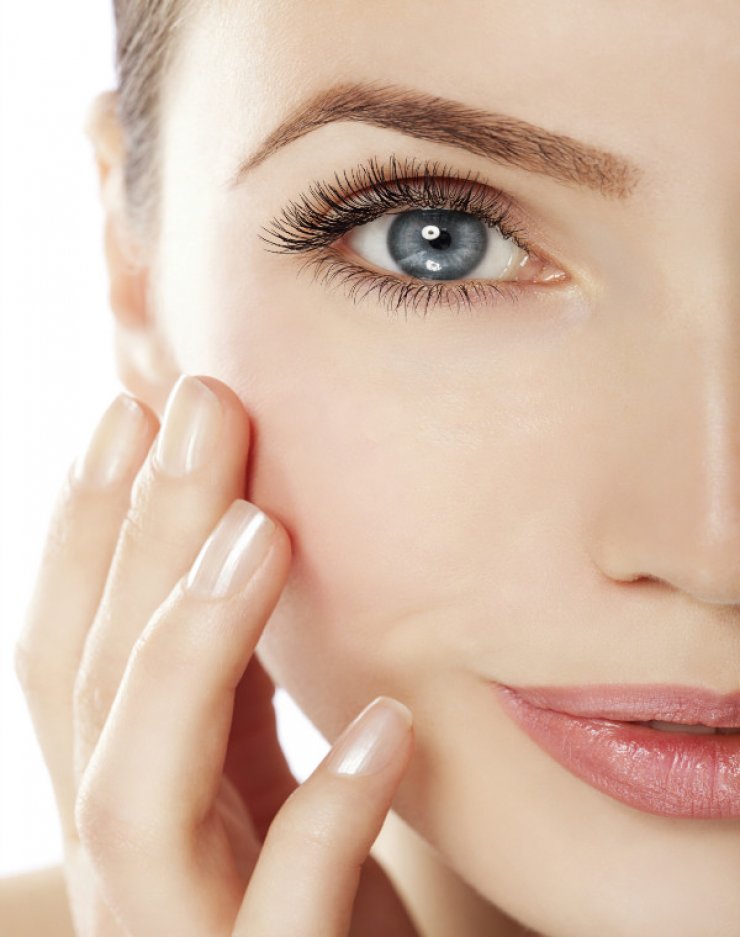 Για άμεση λάμψη και φωτεινότητα στην περιοχή του ματιού...