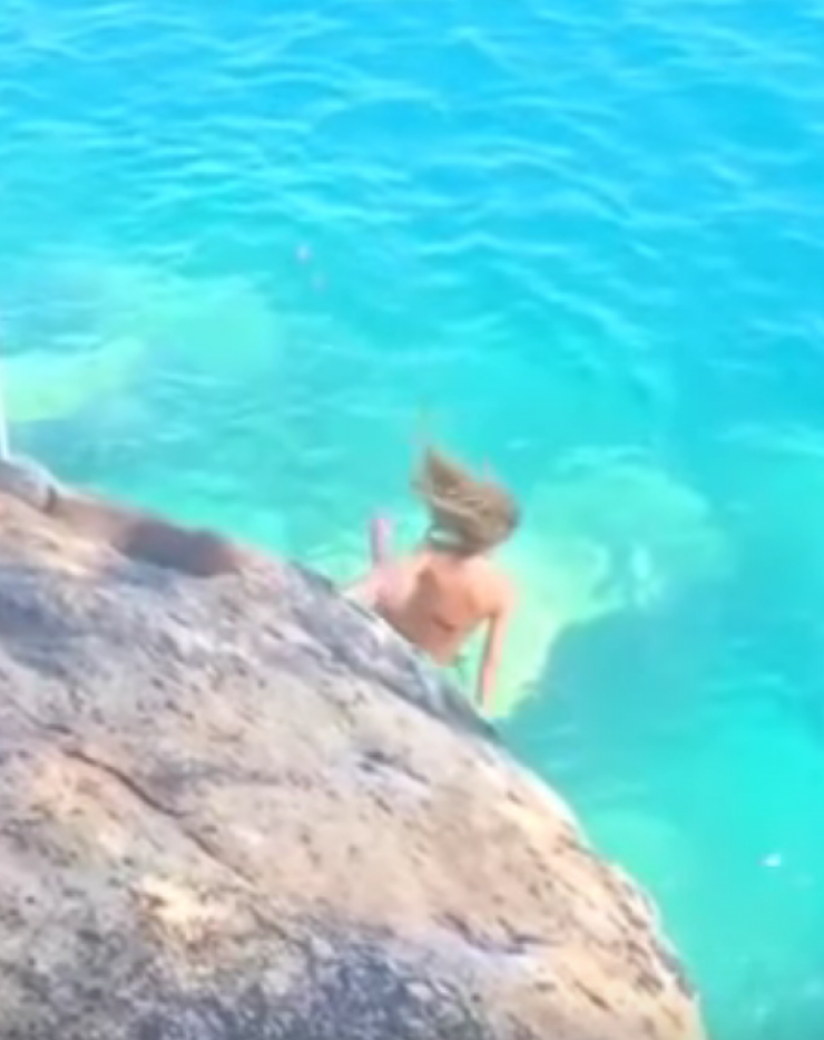 ΣΟΚ: Η παραλίγο μοιραία βουτιά ηθοποιού! [βίντεο]