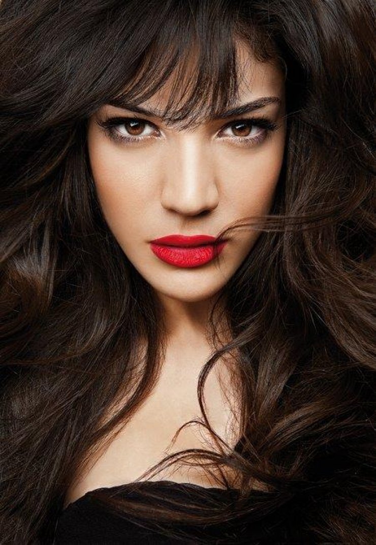  Χρόνια Πολλά Ήβη Αδάμου: Έγινε 21 ετών!