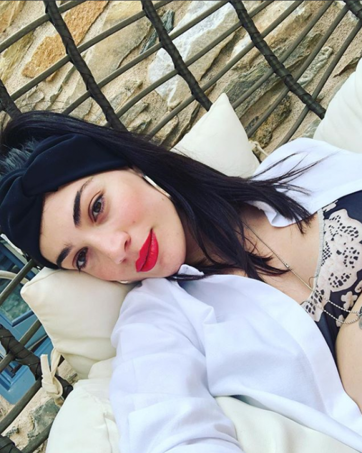 Ήβη Αδάμου: Φόρεσε crop top και μας έδειξε το σώμα της τρεις εβδομάδες μετά τη γέννηση της κόρης της!