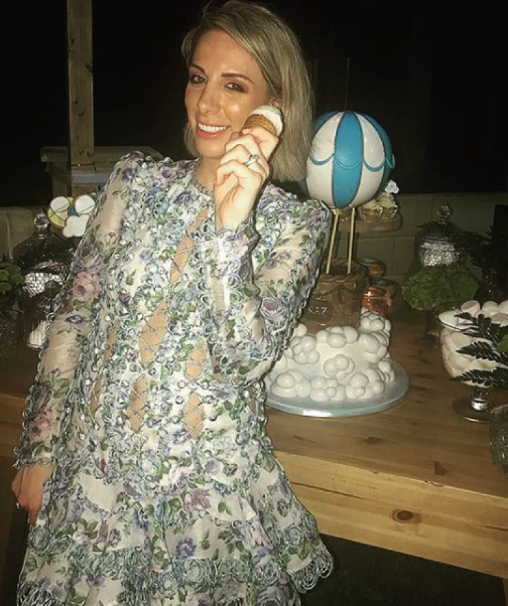 Ήβη Κυπριανού: Το υπέροχο στιγμιότυπο του συζύγου της με το γιο τους στη θάλασσα!