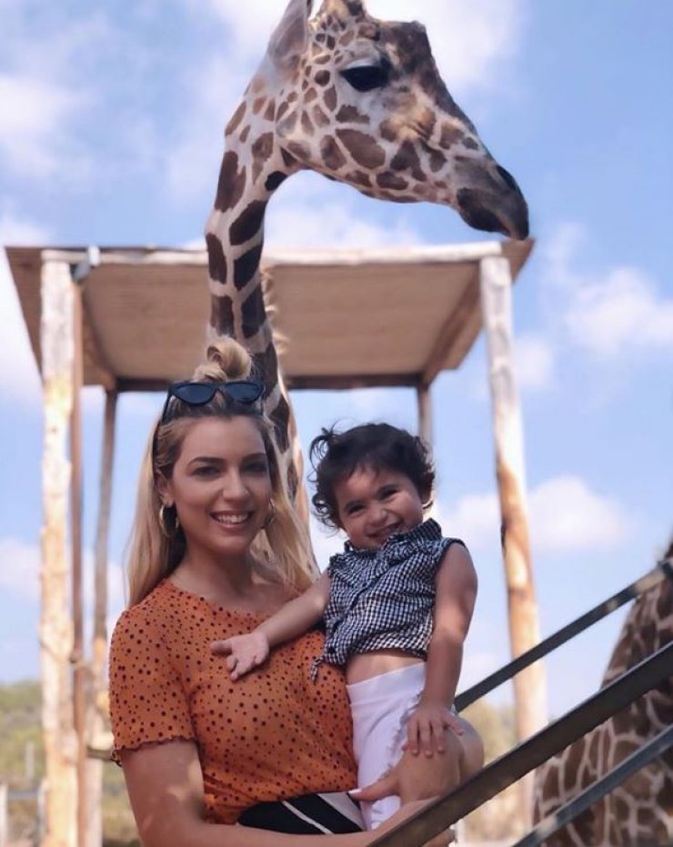 Άντρη Καραντώνη: Αποκάλυψε το υπέροχο θέμα που θα έχει το παιδικό πάρτι της μικρής Αργυρώς [εικόνες & βίντεο]