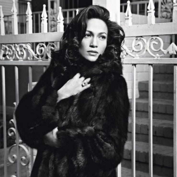 Θα «δακρύσεις» αν δεις την γκαρνταρόμπα της Jennifer Lopez 