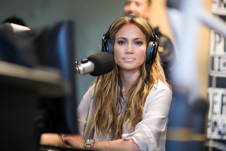 Jennifer Lopez: Σε ραδιοφωνική εκπομπή με το σύντροφό της 