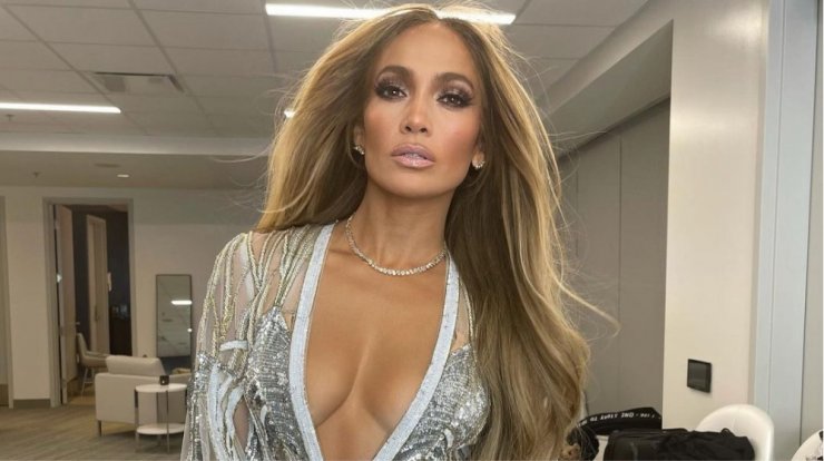 Jennifer Lopez: Ανέβασε στη σκηνή τη μητέρα της κατά τη διάρκεια συναυλίας της [εικόνες]