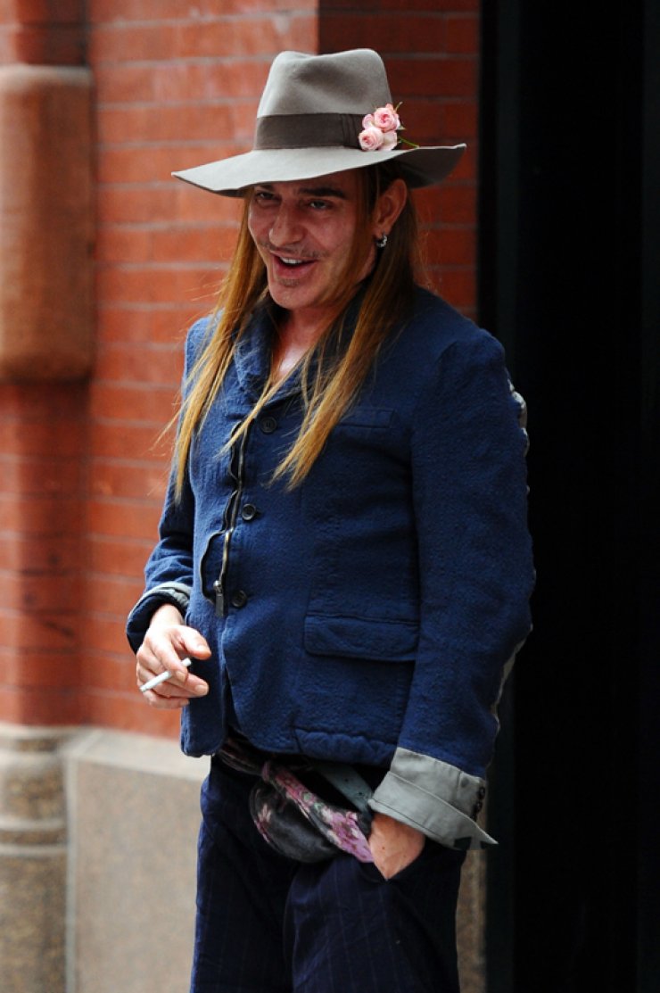 John Galliano: Ο Βασιλιάς επιστρέφει! 