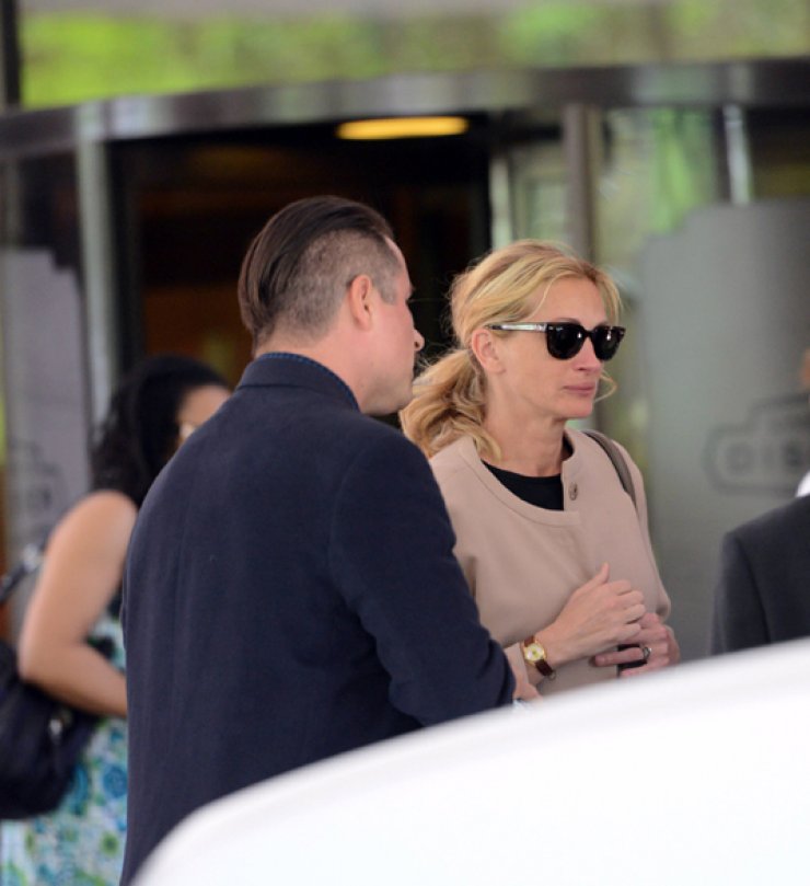 Συντετριμμένη η Julia Roberts στη κηδεία της αδερφής της [εικόνες]