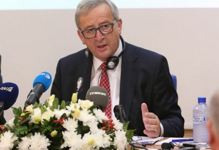 Στην Βουλή των Αντιπροσώπων ο Γιούνκερ