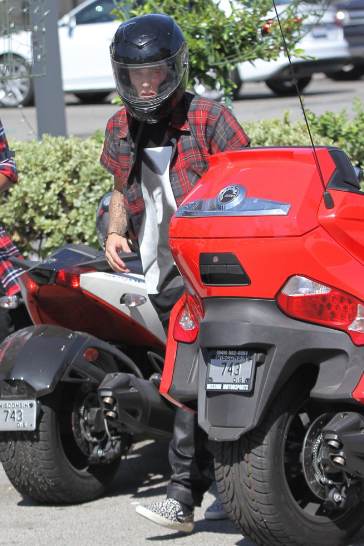 Δείτε το νέο απόκτημα του Justin Bieber [εικόνες]