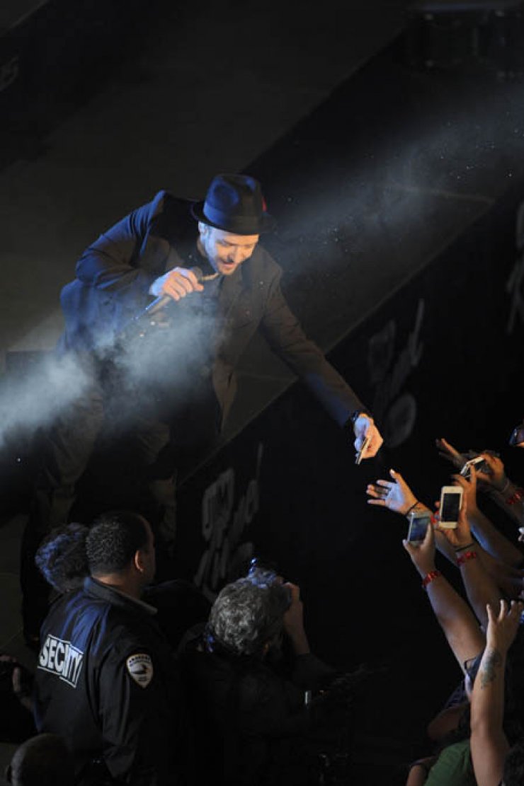 Δείτε τι έκανε ο Justin Timberlake στους θαυμαστές του!