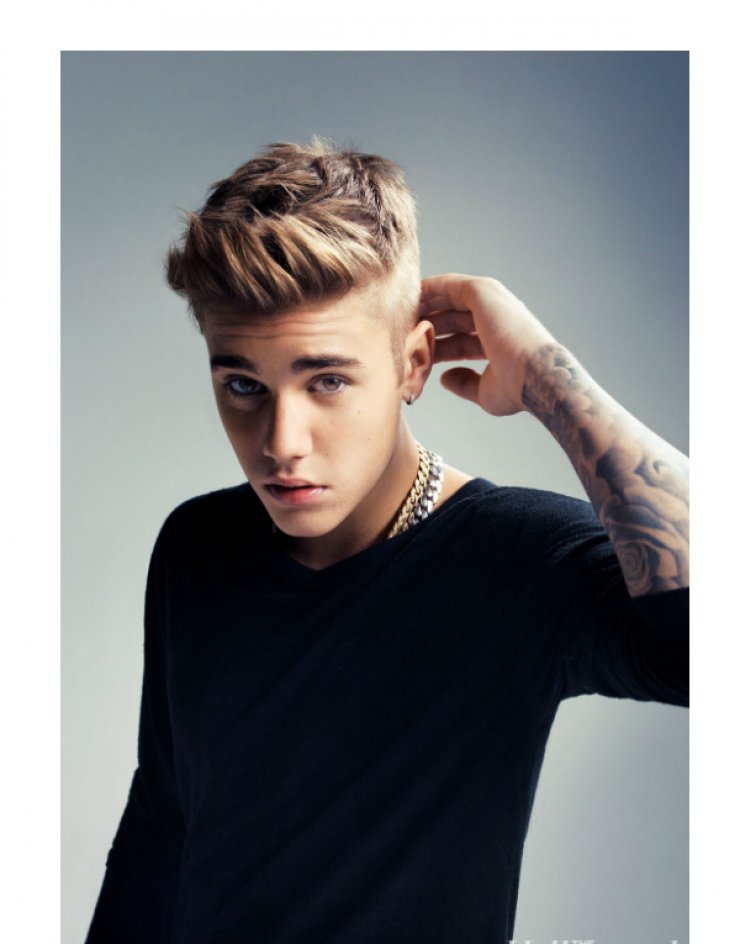 Απίστευτο! Έδειραν τον Justin Bieber στο γήπεδο