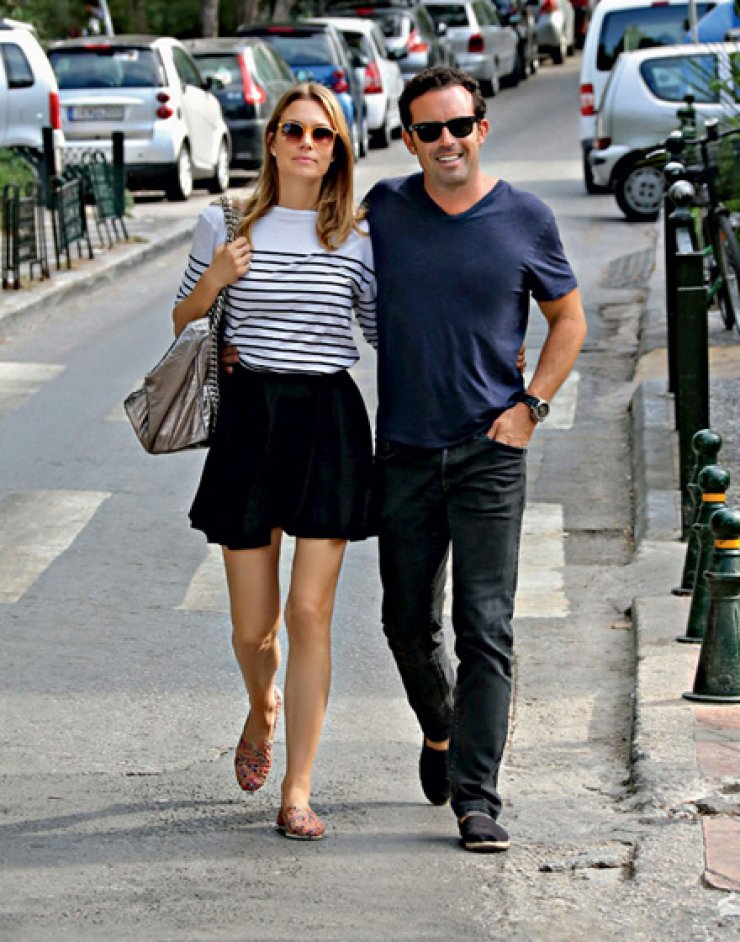 Βίκυ Καγιά: Η τρυφερή έκπληξη του Ηλία Κρασσά στο καμαρίνι της [εικόνα]