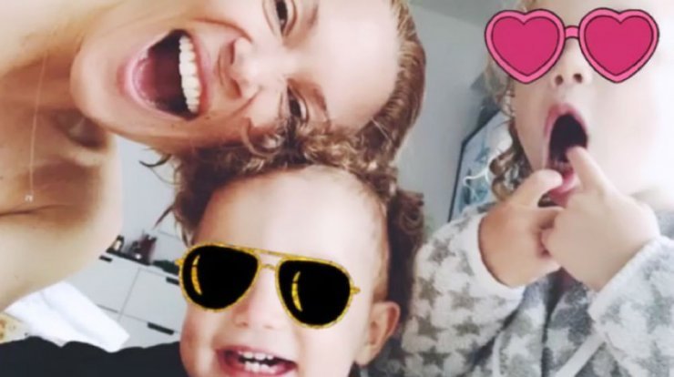 Βίκυ Καγιά: Οι νέες εικόνες από τις καλοκαιρινές διακοπές της με τα παιδιά της που θα λατρέψετε!