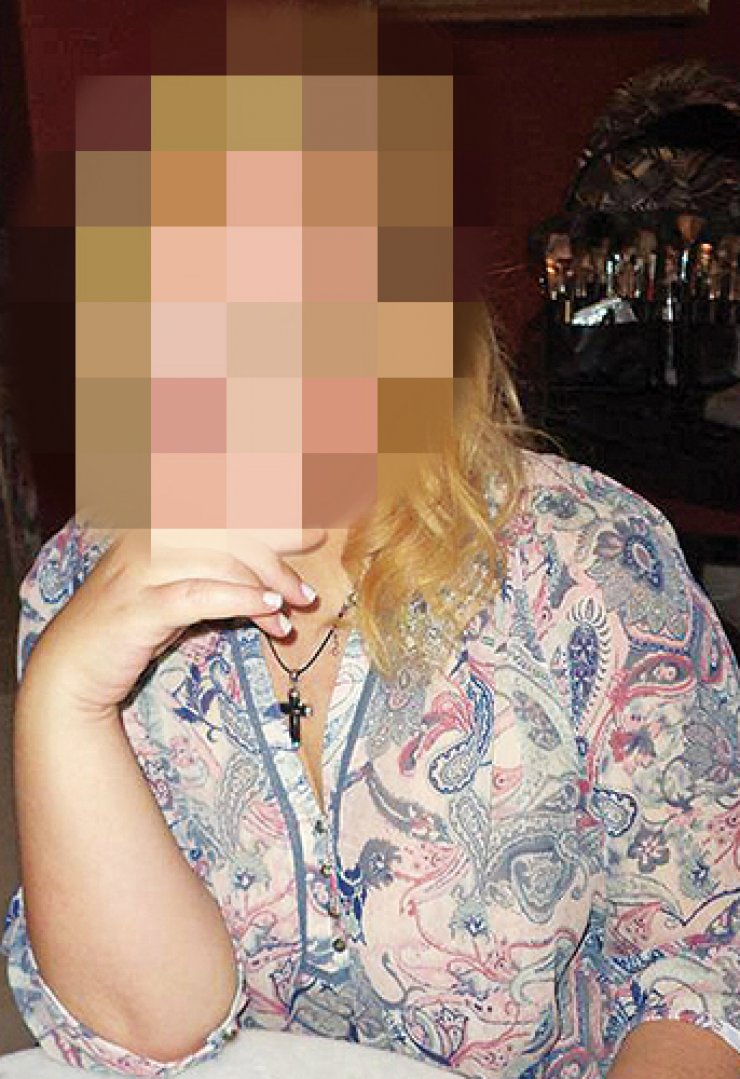 Πασίγνωστη Ελληνίδα αποκαλύπτει: “Δοκίμασα με γυναίκα για να σιγουρευτώ ότι μου αρέσουν οι άντρες”