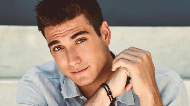 Γιώργος Κακοσαίος: Αποκαλύπτει πως ανακοίνωσε στους γονείς του την απόφαση να ασχοληθεί με τη μουσική