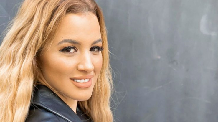 Κάλια Ελευθερίου: "Αυτός ο χρόνος με γέρασε. Μου έκοψε λίγο από τη χαρά μου" [βίντεο]