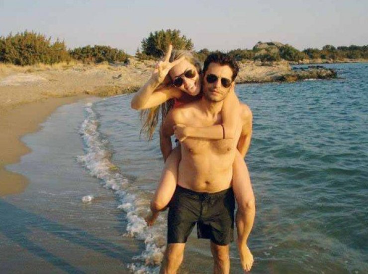 Αντωνία Καλλιμούκου: O κατά 16 χρόνια μεγαλύτερο σύντροφό της & οι ενστάσεις της Ελένης Μενεγάκη για τη διαφορά ηλικίας