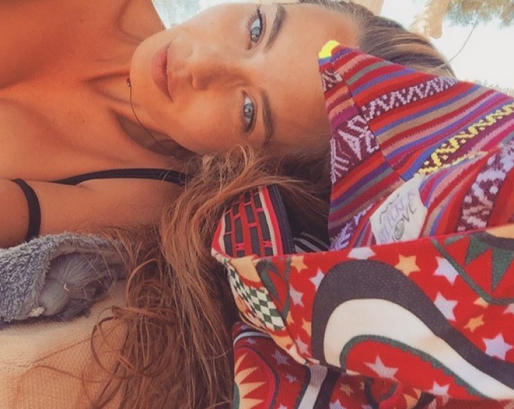 Αντωνία Καλλιμούκου: Μετά το χωρισμό από τον Θοδωρή Μισόκαλο, διακοπές με ανδρική παρέα!