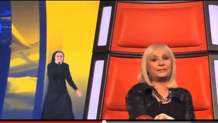 Τι κάνει μια καλογριά στο The Voice; [βίντεο]