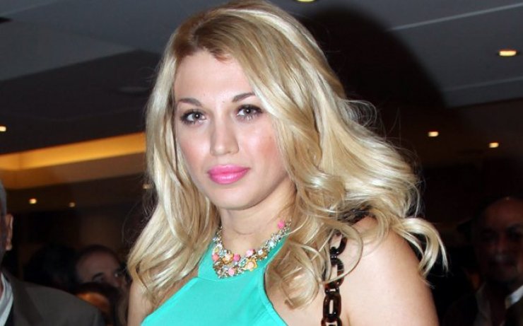 Ποιός χαλάει τα καλοκαιρινά σχέδια της Κωνσταντίνας Σπυροπούλου;