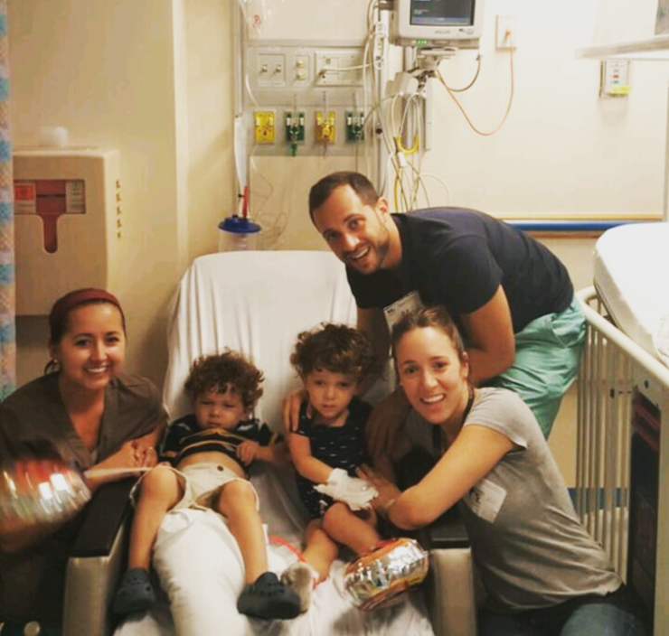 Καλομοίρα: Το δημόσιο "ευχαριστώ" και η εξομολόγηση για την σοβαρή ασθένεια του γιου της