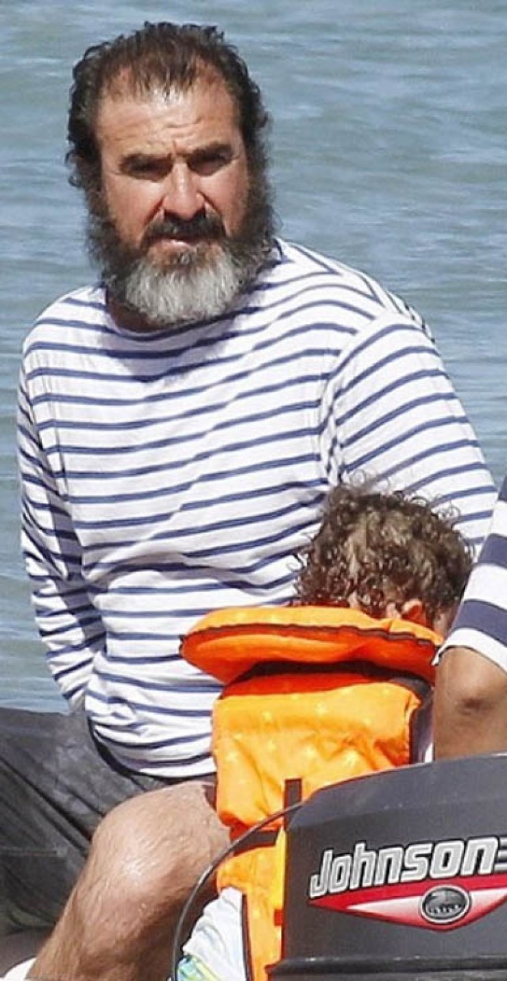 Ερίκ Καντονά: Είναι αγνώριστος