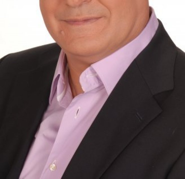 Ποιος Έλληνας ηθοποιός αποκάλυψε ότι στο παρελθόν ήταν νεκροθάφτης;