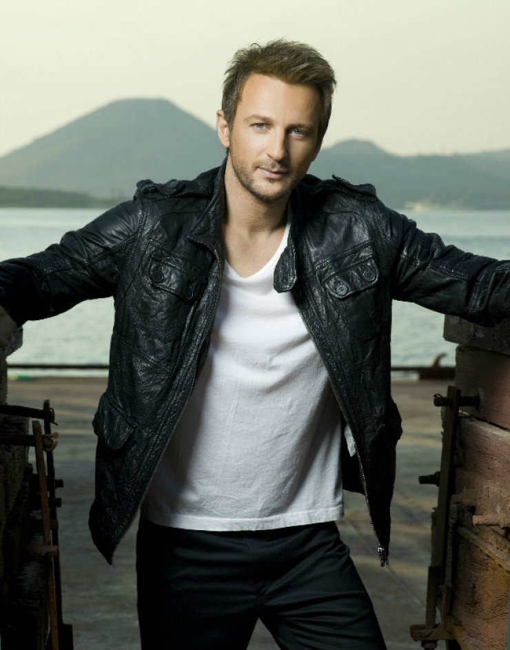 Κώστας Καραφώτης: Αυτή είναι η νέα του σύντροφος!