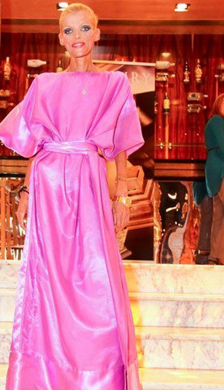 Η Νανά Καραγιάννη συμπαρουσιάστρια σε καλλιστεία