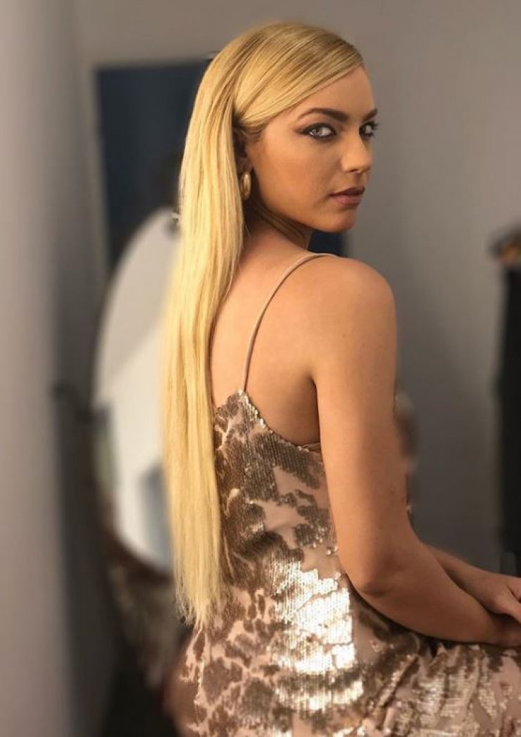 Άντρη Καραντώνη: Φόρεσε μικροσκοπικό μαγιό και εντυπωσιάζει με τη σιλουέτα της!