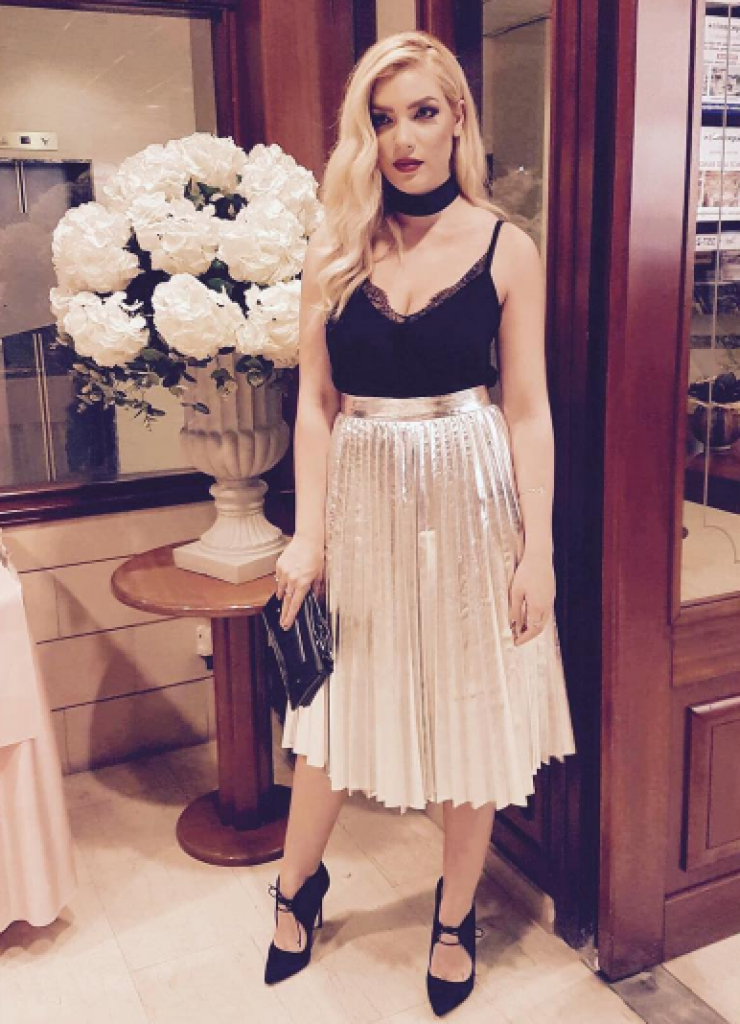 Άντρη Καραντώνη: Στη δουλειά με την κορούλα της!