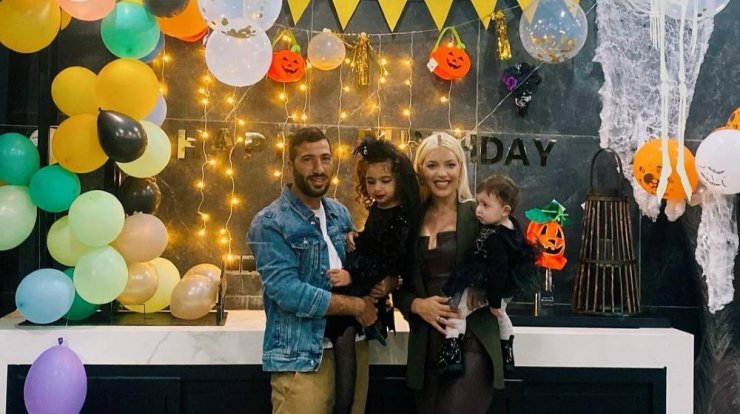 Άντρη Καραντώνη: Το Halloween πάρτι γενεθλίων για τον σύζυγο της και την κόρη τους, Αργυρώ! [εικόνες]