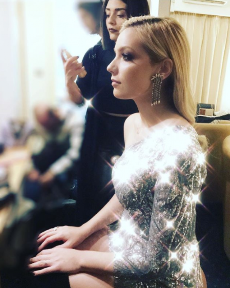 Άντρη Καραντώνη: Με την κορούλα της σε ελληνική εκπομπή!