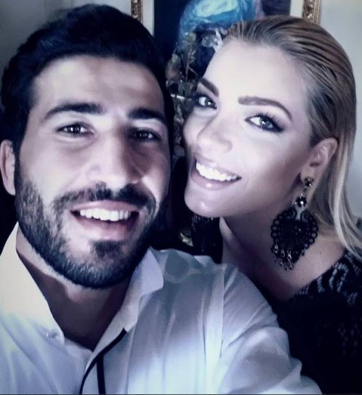 Άντρη Καραντώνη: Η τρυφερή ευχή για τα γενέθλια του συζύγου της από την κόρη τους!