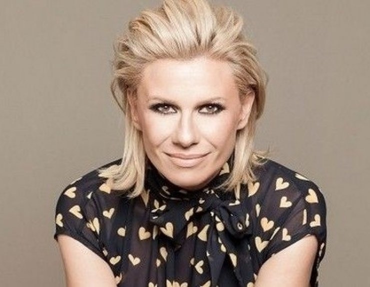 Όλη η αλήθεια για το "διαζύγιο" της Κατερίνας Καραβάτου