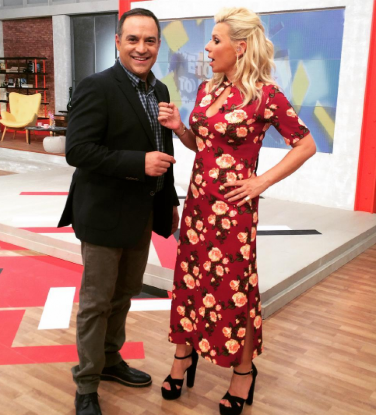 Απίστευτη εξομολόγηση από Έλληνα ηθοποιό στην εκπομπή Καραβάτου – Κατσούλη: “Αποκάλυψα στη γυναίκα μου ότι την απάτησα και κάναμε τον καλύτερο έρωτα της ζωής μας”