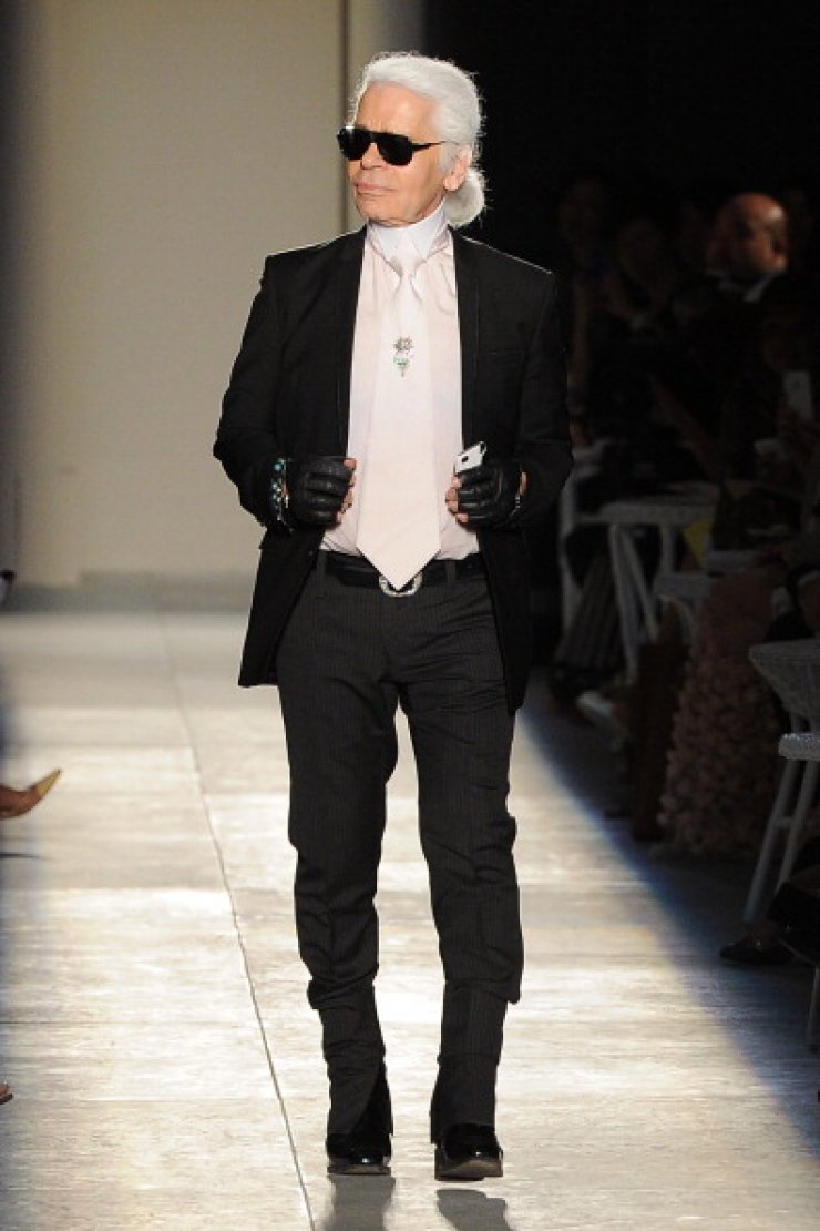 Karl Lagerfeld: Με ποιον θα συνεργαστεί;