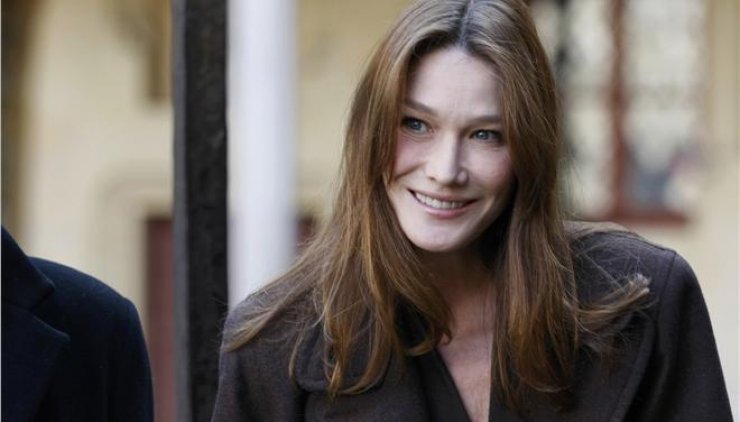 Κάρλα Μπρούνι: Εγώ και ο... Amour Nicolas