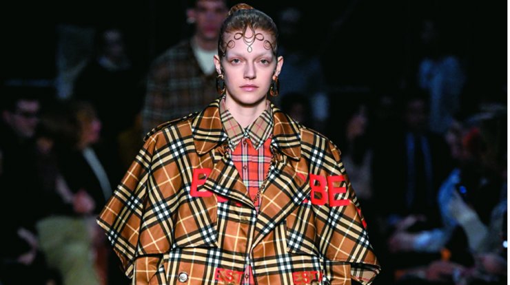 Φόρεσε το καρό για να δώσεις ρετρό αέρα στο καθημερινό σου ντύσιμο