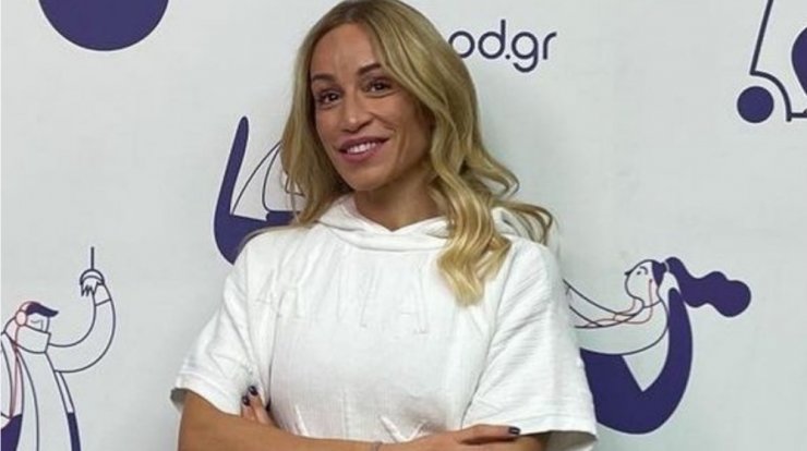 Καρολίνα Πελενδρίτου: "Δεν είναι εύκολο με την απώλεια όρασης μου να μεγαλώσω ένα παιδί" 