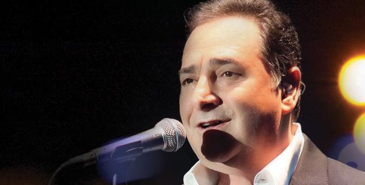 Ο Βασίλης Καρράς στο Blikers club