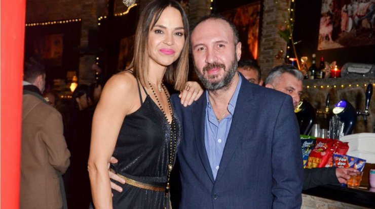 Και όμως! Η Νικολέττα Καρρά ανέβασε φωτογραφία από το γάμο της λίγους μήνες μετά το διαζύγιο με τον Κύπριο επιχειρηματία Φώτο Πιττάτζη