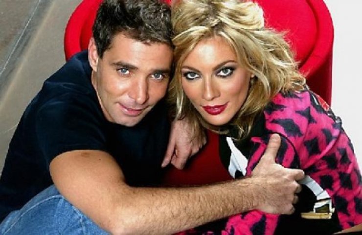 Που συνέλαβε ο φακός την Σμαράγδα Καρύδη και τον Θοδωρή Αθερίδη