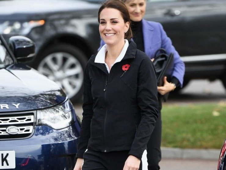 H Kate Middleton φόρεσε τα πιο cool Nike sneakers