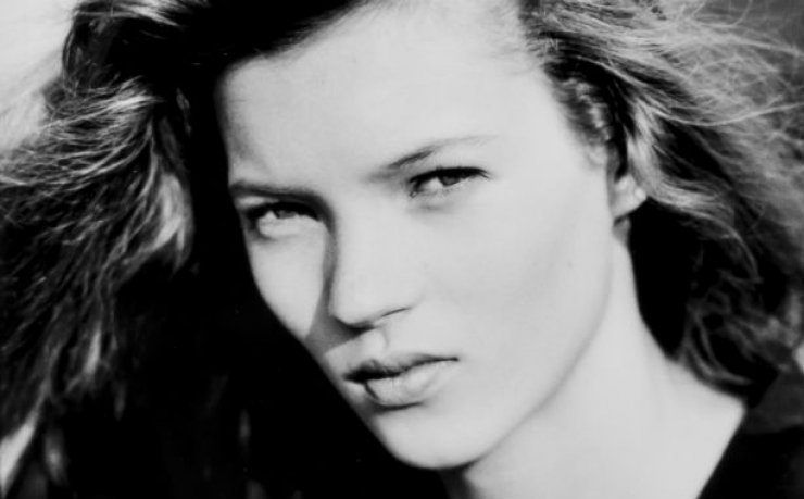Δημοπρασία με εφηβικές φωτογραφίες της Kate Moss