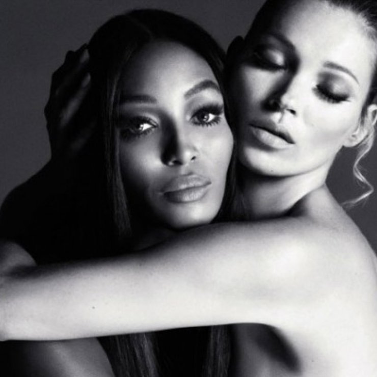 Kate Moss και Naomi Campbell: Μαζί και topless