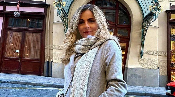 Κατερίνα Χριστοφίδου: Συγκινημένη παρέλαβε το πτυχίο της στη νομική! [εικόνες & βίντεο]